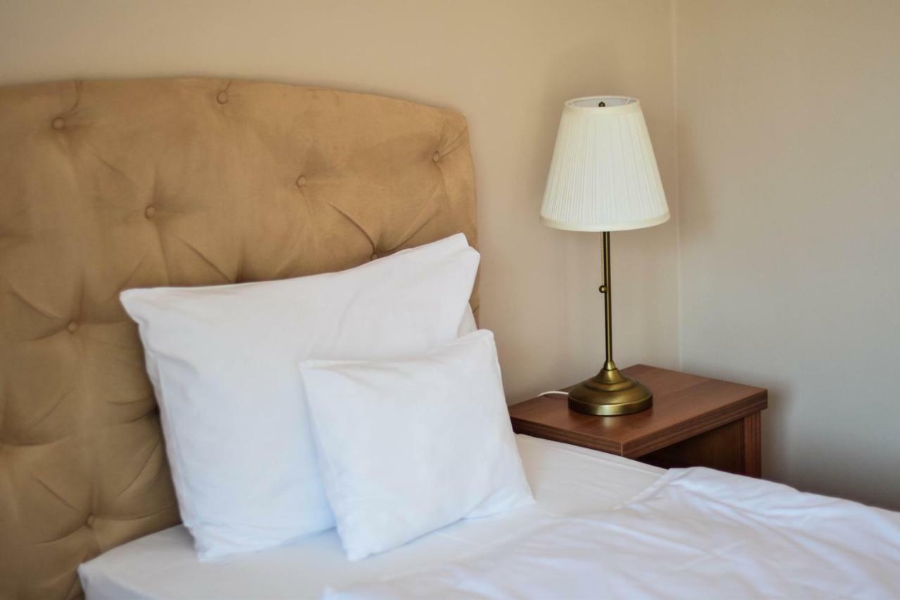 Cabrio Apart Hotel Клуж-Напока Екстериор снимка