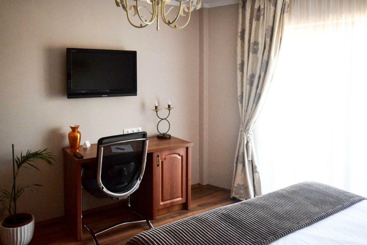 Cabrio Apart Hotel Клуж-Напока Екстериор снимка